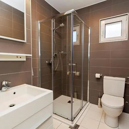 Spacious Kastel Stafilic With Private Pool * Kaštela