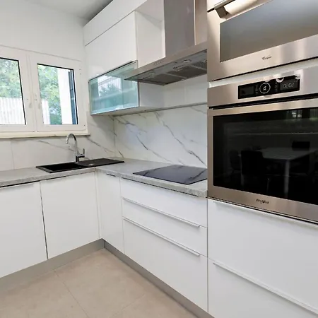 아파트 Spacious Kastel Stafilic With Private Pool *